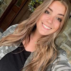 Meet your Posher, Amelia